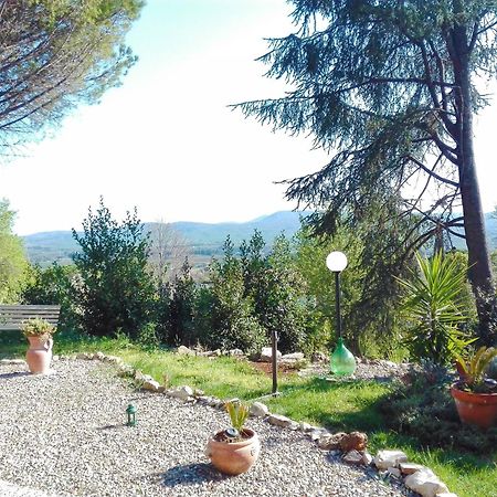 Bed And Breakfast Romantica Evasione Sutri Kültér fotó