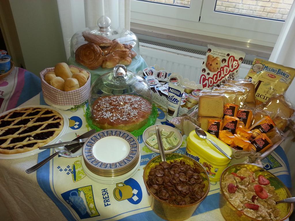 Bed And Breakfast Romantica Evasione Sutri Kültér fotó