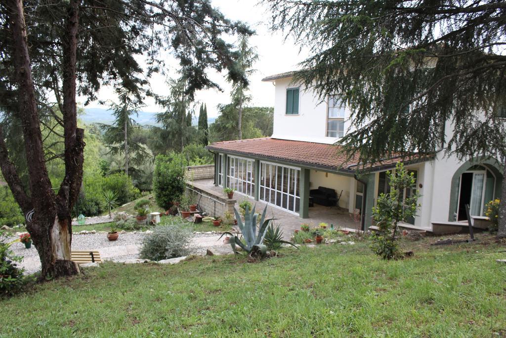 Bed And Breakfast Romantica Evasione Sutri Kültér fotó