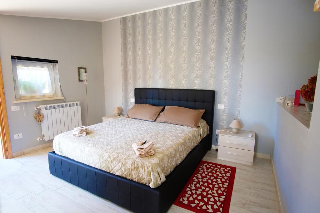 Bed And Breakfast Romantica Evasione Sutri Kültér fotó