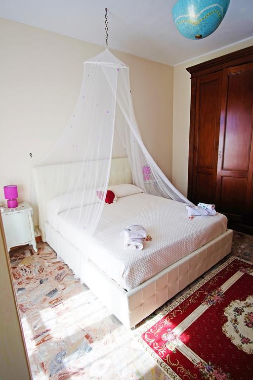 Bed And Breakfast Romantica Evasione Sutri Kültér fotó