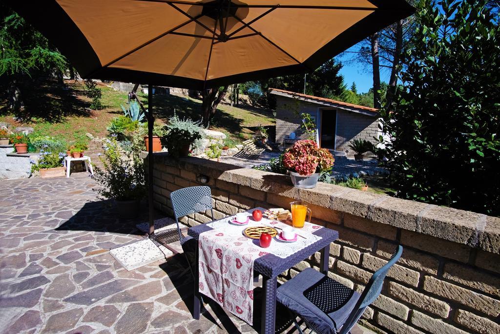 Bed And Breakfast Romantica Evasione Sutri Kültér fotó